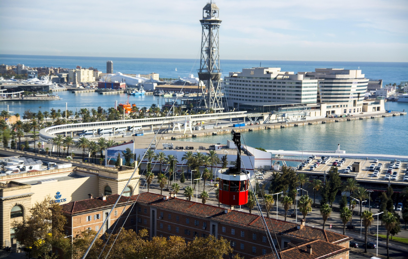 Barcelona in 1 Day: Sagrada Familia, Park Guell,Old Town & Pickup